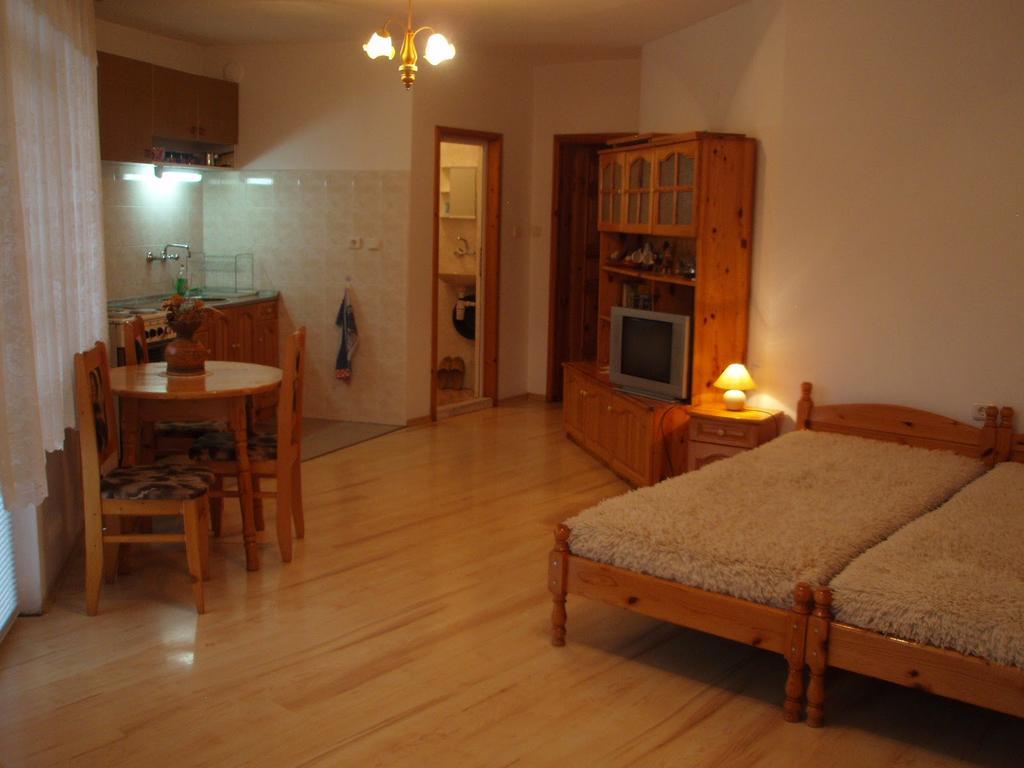 Georgievi Guest House Kalofer Exteriör bild