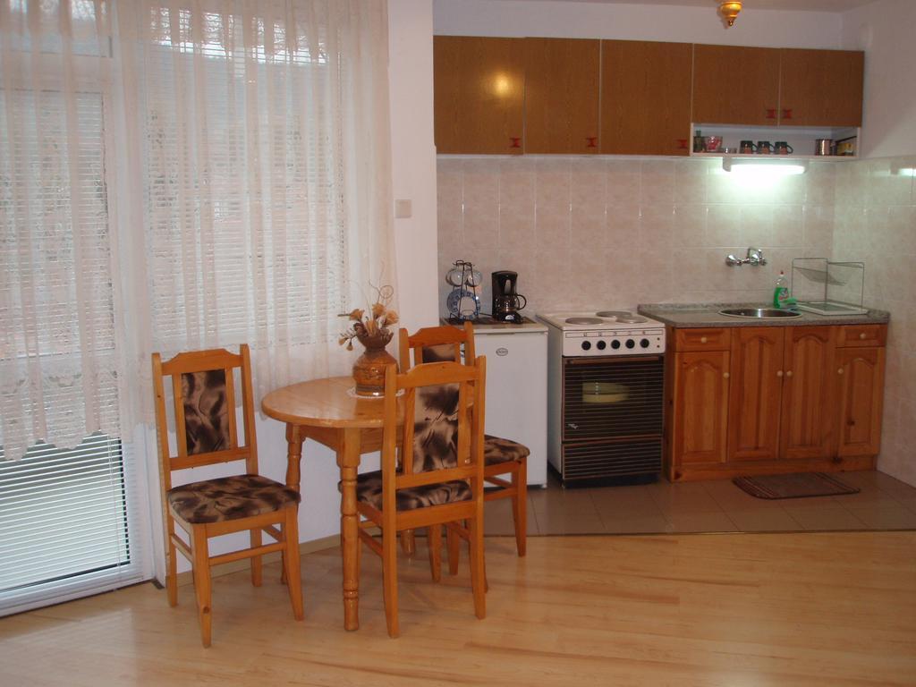 Georgievi Guest House Kalofer Exteriör bild